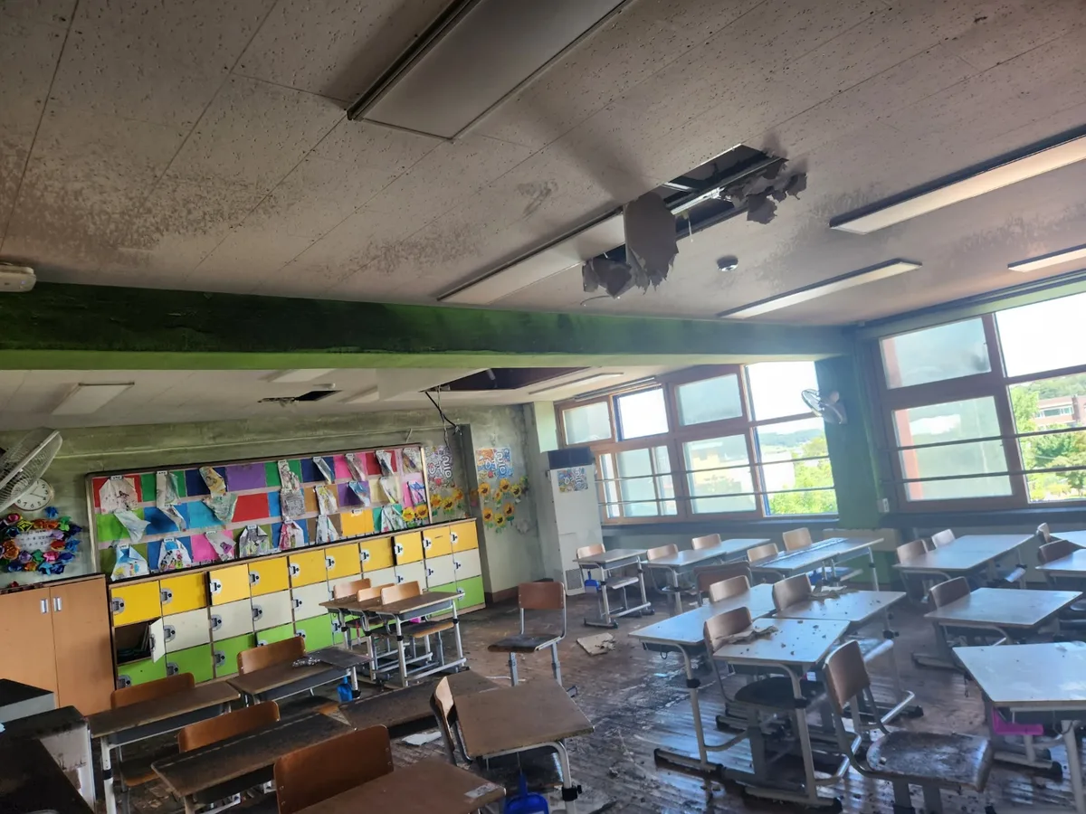 이천 OO초등학교 화재 현장 철거 시공 사진 12
