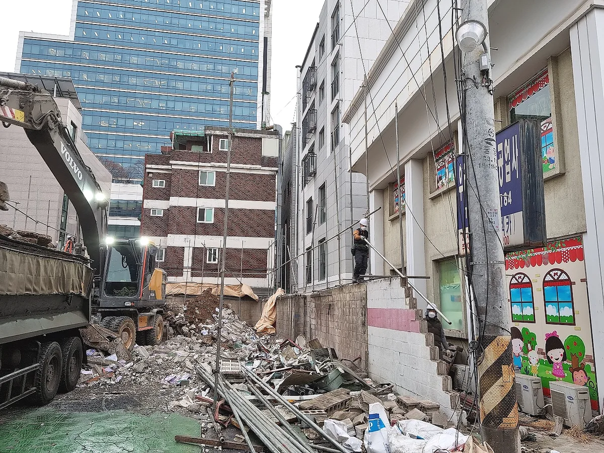 공업사 전체 철거 시공 사진 5