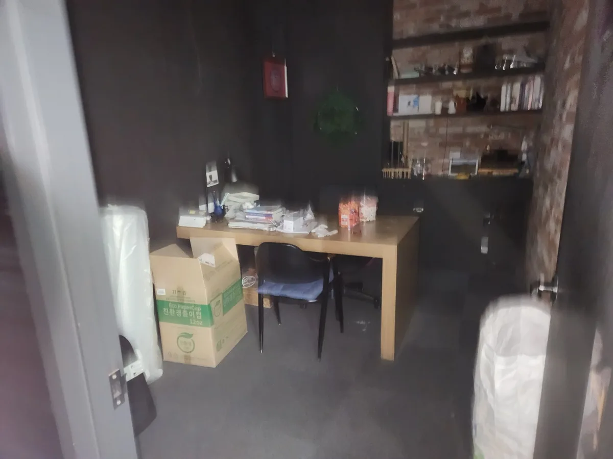 군포 스터디카페 철거 현장 시공 사진 4