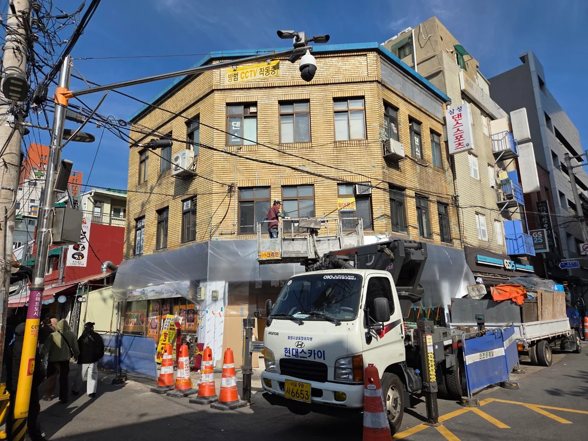 서울 청량리 상가 내부 철거 및 외부 페인트 작업 현장 시공 사진 14
