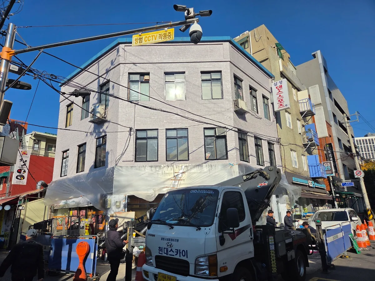 서울 청량리 상가 내부 철거 및 외부 페인트 작업 현장 시공 사진 20